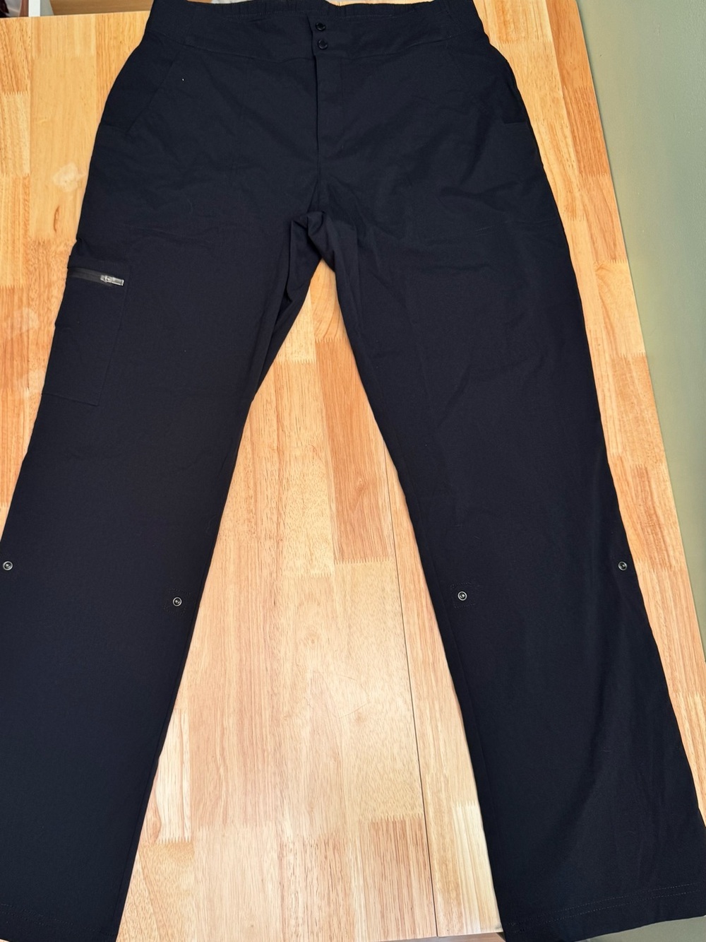 Columbia women’s size 10 regular sportswear roll up pants with Omni-shield